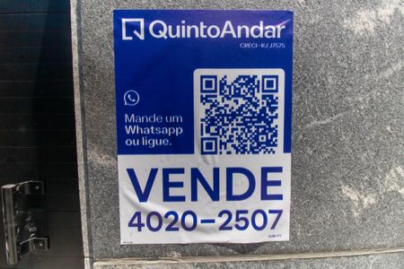 Casa à venda com 292m², 5 quartos e 10 vagasPlaquinha 