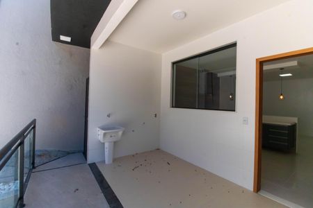 Casa à venda com 292m², 5 quartos e 10 vagasÁrea de Serviço