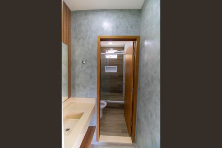 Casa à venda com 292m², 5 quartos e 10 vagasBanheiro Social