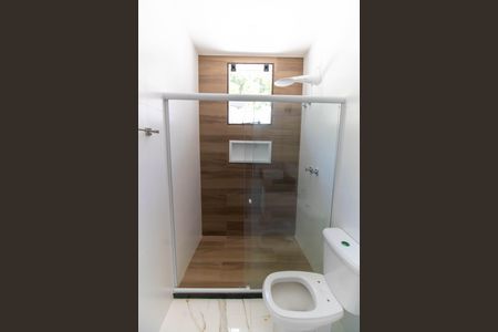 Casa à venda com 292m², 5 quartos e 10 vagasBanheiro da Suíte 2