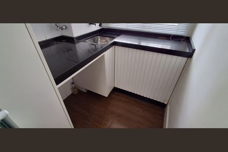 Apartamento à venda com 65m², 2 quartos e 1 vagaÁrea de Serviço 