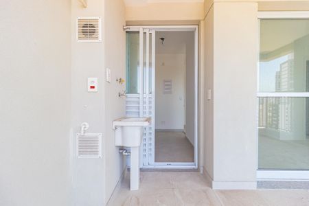 Apartamento para alugar com 60m², 3 quartos e 1 vagaÁrea de Serviço