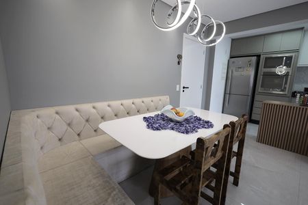 Apartamento à venda com 83m², 2 quartos e 2 vagasSala