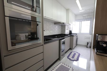 Apartamento à venda com 83m², 2 quartos e 2 vagasCozinha