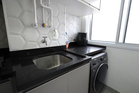 Apartamento à venda com 83m², 2 quartos e 2 vagasÁrea de Serviço
