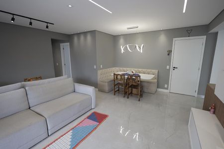 Apartamento à venda com 83m², 2 quartos e 2 vagasSala