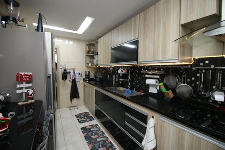 Apartamento à venda com 150m², 3 quartos e 4 vagasCozinha