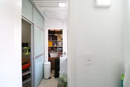 Apartamento à venda com 89m², 3 quartos e 2 vagasÁrea, Quarto e banheiro de Serviço