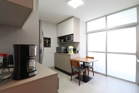 Apartamento à venda com 89m², 3 quartos e 2 vagasCozinha