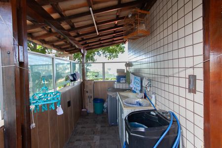 Apartamento à venda com 162m², 3 quartos e 2 vagasÁrea de Serviço 1