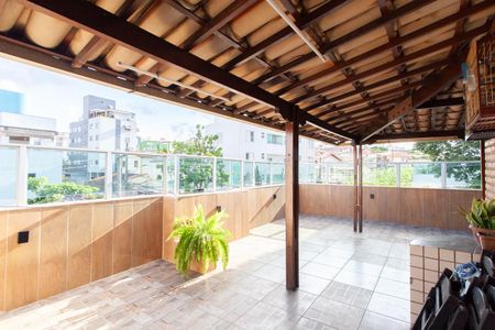 Apartamento à venda com 162m², 3 quartos e 2 vagasÁrea da Cobertura