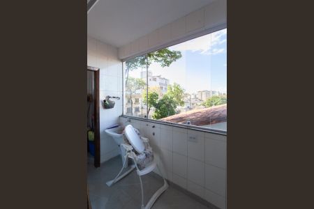 Apartamento à venda com 162m², 3 quartos e 2 vagasÁrea de Serviço 2