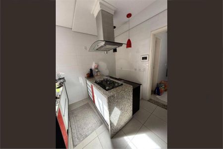 Casa à venda com 148m², 4 quartos e 4 vagas