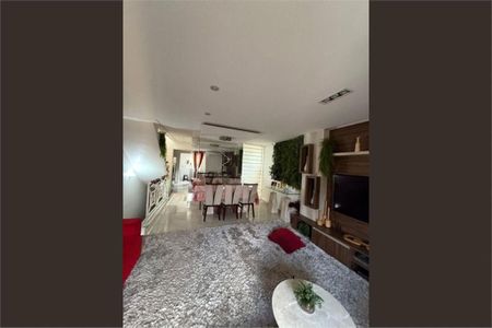 Casa à venda com 4 quartos, 148m² em Jardim Monte Kemel, São Paulo