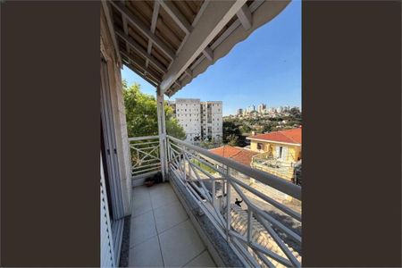 Casa à venda com 148m², 4 quartos e 4 vagas