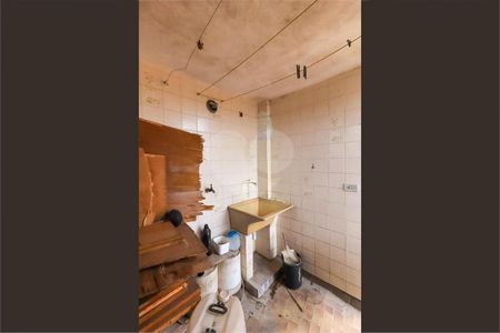 Casa à venda com 4 quartos, 160m² em Jardim Monte Kemel, São Paulo