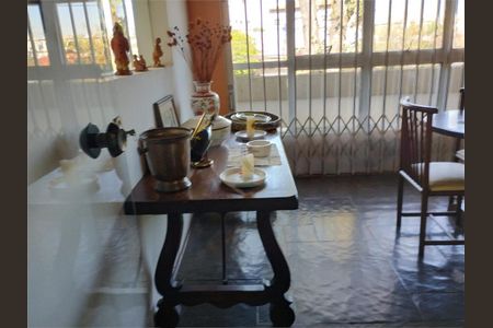 Casa de Condomínio à venda com 4 quartos, 390m² em Jardim Londrina, São Paulo