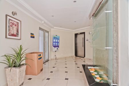 Apartamento para alugar com 58m², 2 quartos e 1 vagaHall social