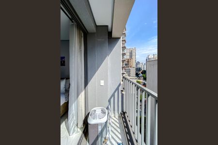 Studio para alugar com 24m², 1 quarto e sem vaga Studio para alugar com 24m², 1 quarto e sem vagaVaranda