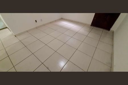 Apartamento para alugar com 2 quartos, 45m² em Recanto das Rosas, Osasco