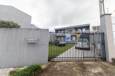 Casa para alugar com 200m², 5 quartos e 8 vagasFachada