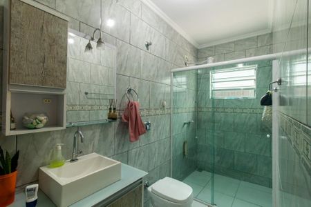 Casa para alugar com 200m², 5 quartos e 8 vagasBanheiro Social 1