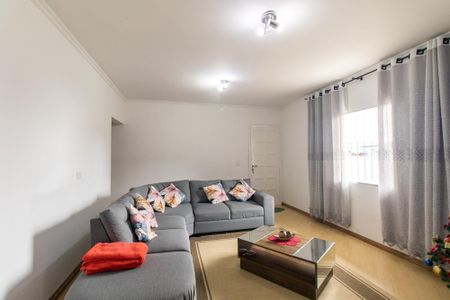 Casa para alugar com 200m², 5 quartos e 8 vagasSala de TV