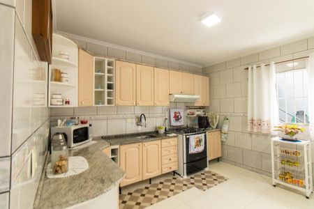 Casa para alugar com 200m², 5 quartos e 8 vagasCozinha