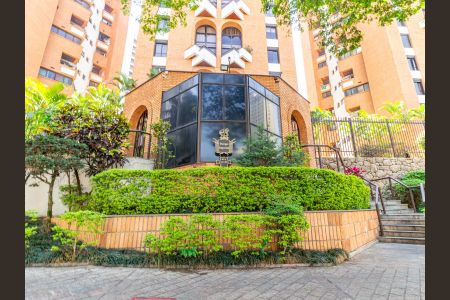 Apartamento à venda com 126m², 2 quartos e 2 vagasFachada