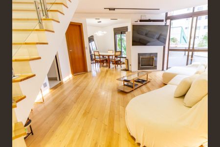 Apartamento à venda com 126m², 2 quartos e 2 vagasSala