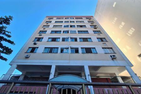 Apartamento à venda com 85m², 2 quartos e 1 vagaFachada