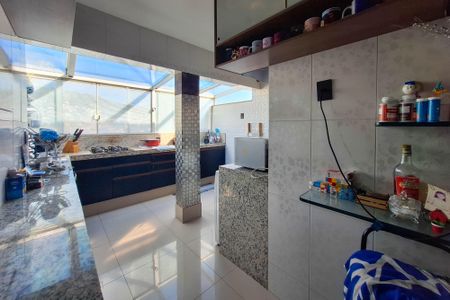 Apartamento à venda com 85m², 2 quartos e 1 vagaCozinha