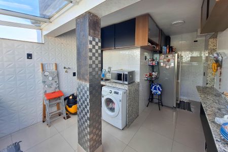 Apartamento à venda com 85m², 2 quartos e 1 vagaÁrea de Serviço