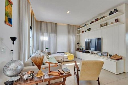 Casa à venda com 3 quartos, 140m² em Santo Amaro, São Paulo