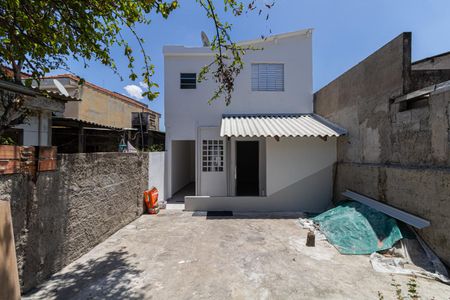 Casa para alugar com 100m², 2 quartos e 1 vagaQuintal