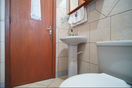 Casa à venda com 303m², 2 quartos e 2 vagasBanheiro