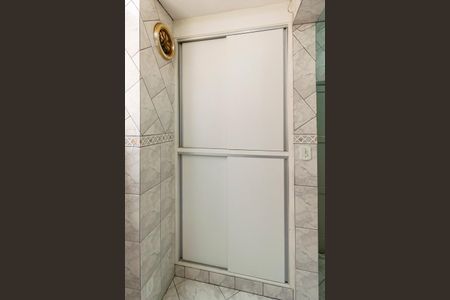 Apartamento à venda com 60m², 2 quartos e sem vagaÁrea de Serviço - Armários