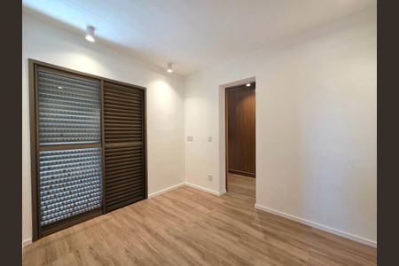 Apartamento para alugar com 178m², 3 quartos e 2 vagasSuíte 1