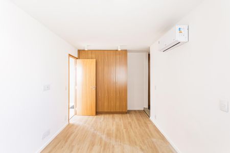 Apartamento para alugar com 178m², 3 quartos e 2 vagas Apartamento para alugar com 178m², 3 quartos e 2 vagasSuíte 2