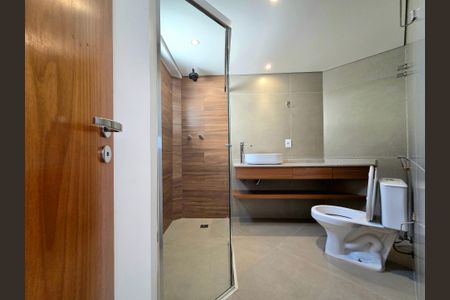 Apartamento para alugar com 178m², 3 quartos e 2 vagasBanheiro da Suíte 1