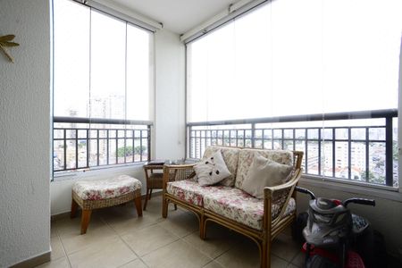 Apartamento à venda com 73m², 1 quarto e 2 vagas Apartamento à venda com 73m², 1 quarto e 2 vagasVaranda