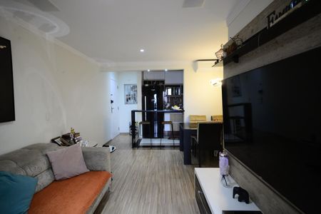 Apartamento à venda com 73m², 1 quarto e 2 vagas Apartamento à venda com 73m², 1 quarto e 2 vagasSala