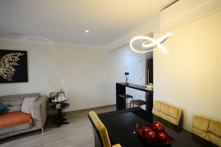 Apartamento à venda com 73m², 1 quarto e 2 vagas Apartamento à venda com 73m², 1 quarto e 2 vagasSala