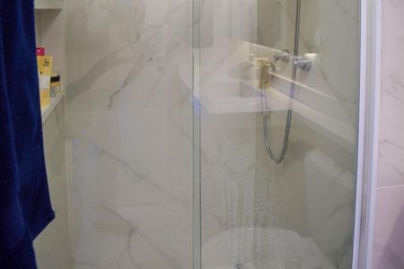 Apartamento à venda com 65m², 2 quartos e 1 vagaBanheiro Suite