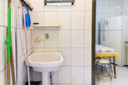 Casa à venda com 120m², 4 quartos e 1 vagaÁrea de Serviço