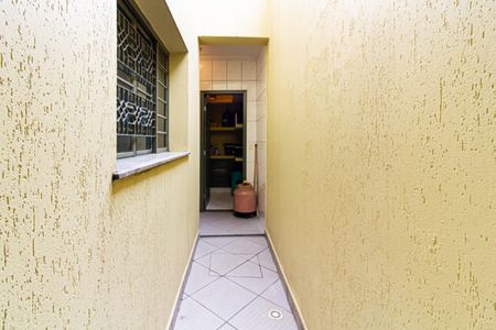 Casa à venda com 120m², 4 quartos e 1 vagaÁrea de Serviço