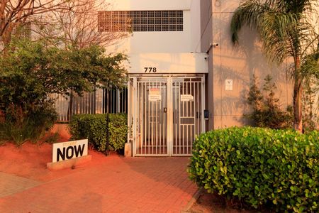 Apartamento para alugar com 43m², 2 quartos e 1 vaga Apartamento para alugar com 43m², 2 quartos e 1 vagaFachada