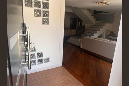 Casa à venda com 3 quartos, 259m² em Nova Petrópolis, São Bernardo do Campo