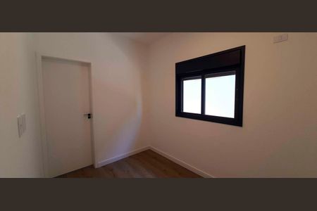 Casa à venda com 152m², 3 quartos e 4 vagasSuíte 2