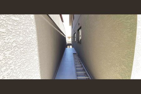 Casa à venda com 152m², 3 quartos e 4 vagasCorredor Externo